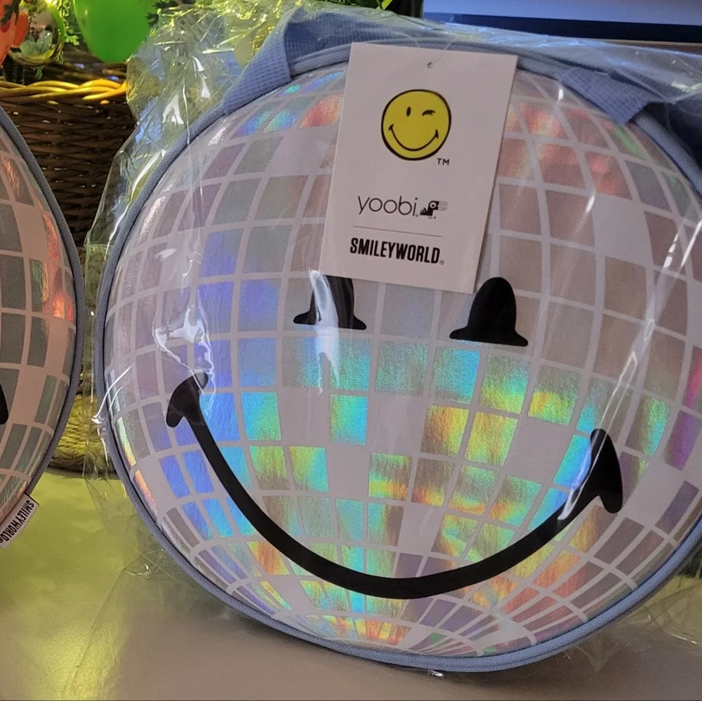 Yoobi Set Of 2 Holographic Silver Disco Smiley Lunch Bag